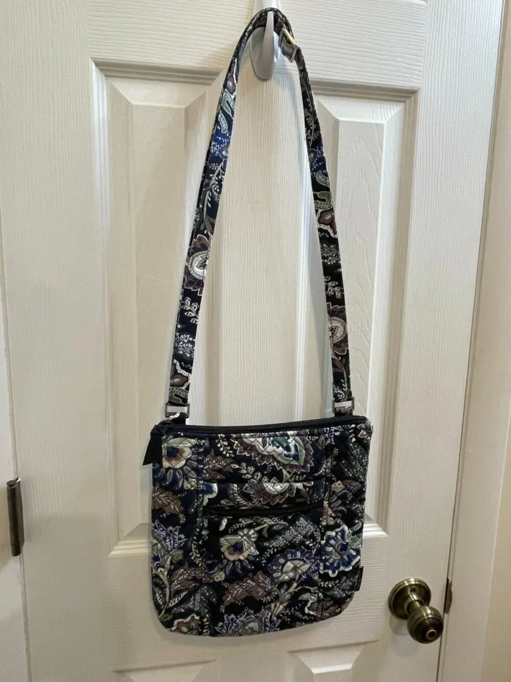 Vera Bradley - Retired Pattern Java Navy Camo - Hipster Crossbody